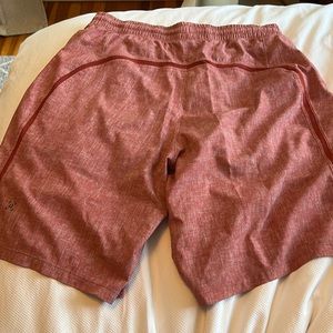 Lululemon shorts 7’ Lined